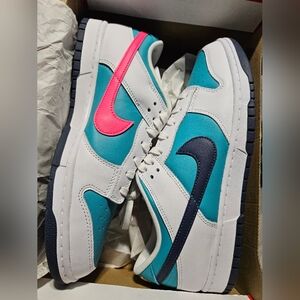 Nike Dunk Low "Dusty Cactus-Thunder Blue" Size 11.5